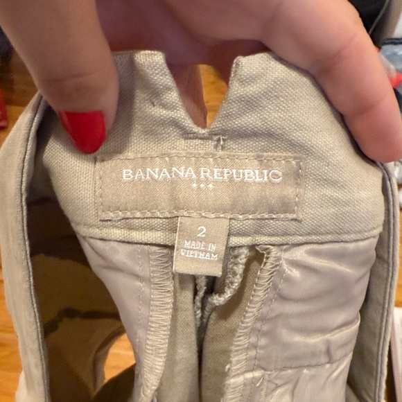 Banana Republic Light Tan Women's Shorts - Picture 3 of 6